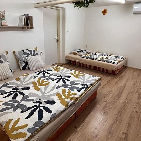 Apartmanovy Dom Grand Štúrovo المظهر الخارجي الصورة
