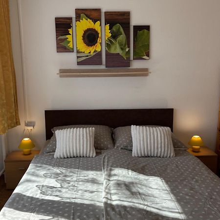 Apartmanovy Dom Grand Štúrovo المظهر الخارجي الصورة