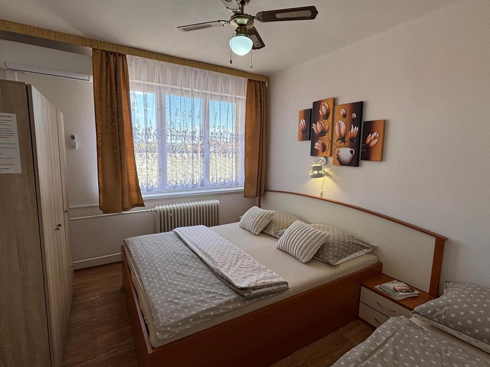 Apartmanovy Dom Grand Štúrovo المظهر الخارجي الصورة