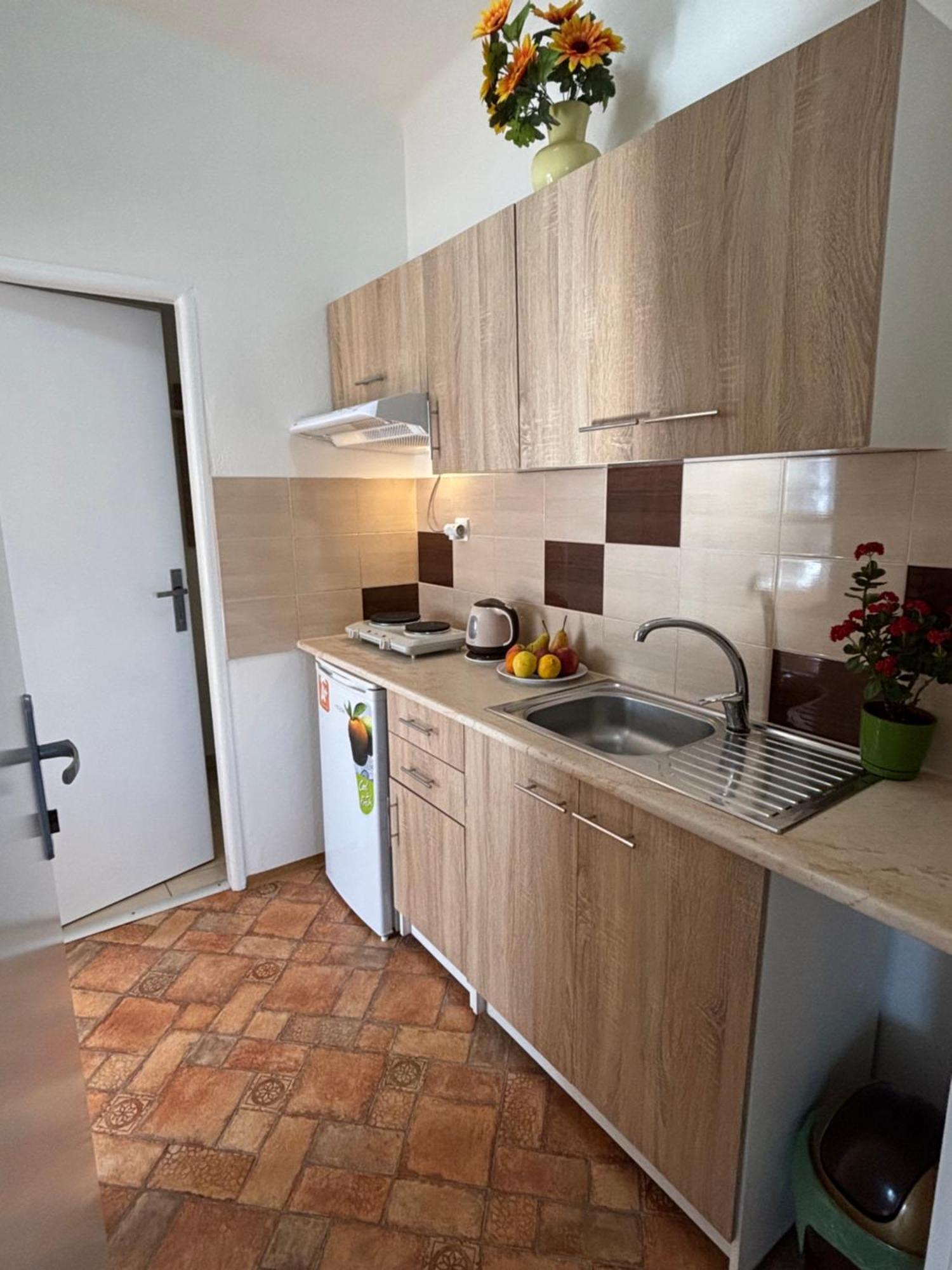 Apartmanovy Dom Grand Štúrovo المظهر الخارجي الصورة