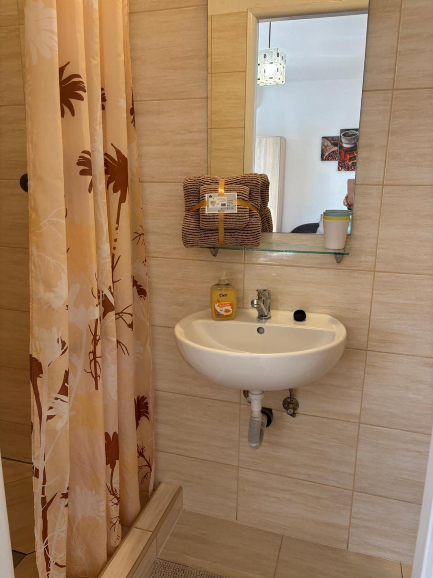 Apartmanovy Dom Grand Štúrovo المظهر الخارجي الصورة