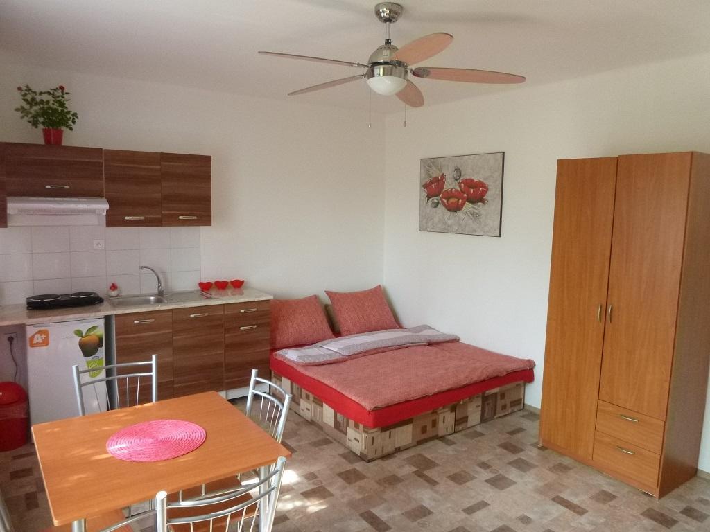 Apartmanovy Dom Grand Štúrovo المظهر الخارجي الصورة